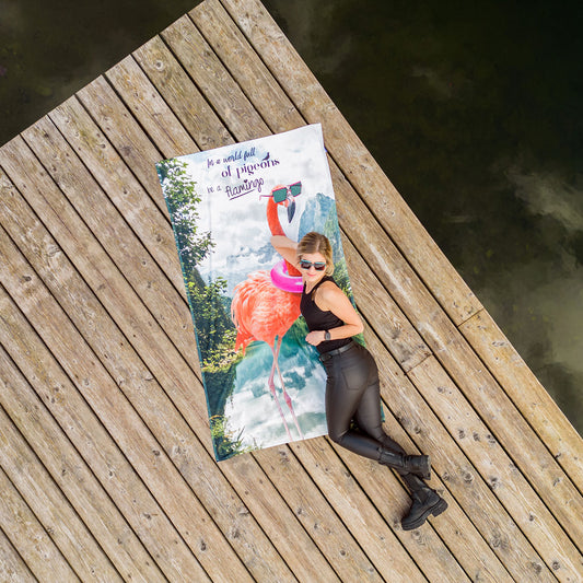 Badetuch - Flamingo "In a world full of pigeons be a flamingo"